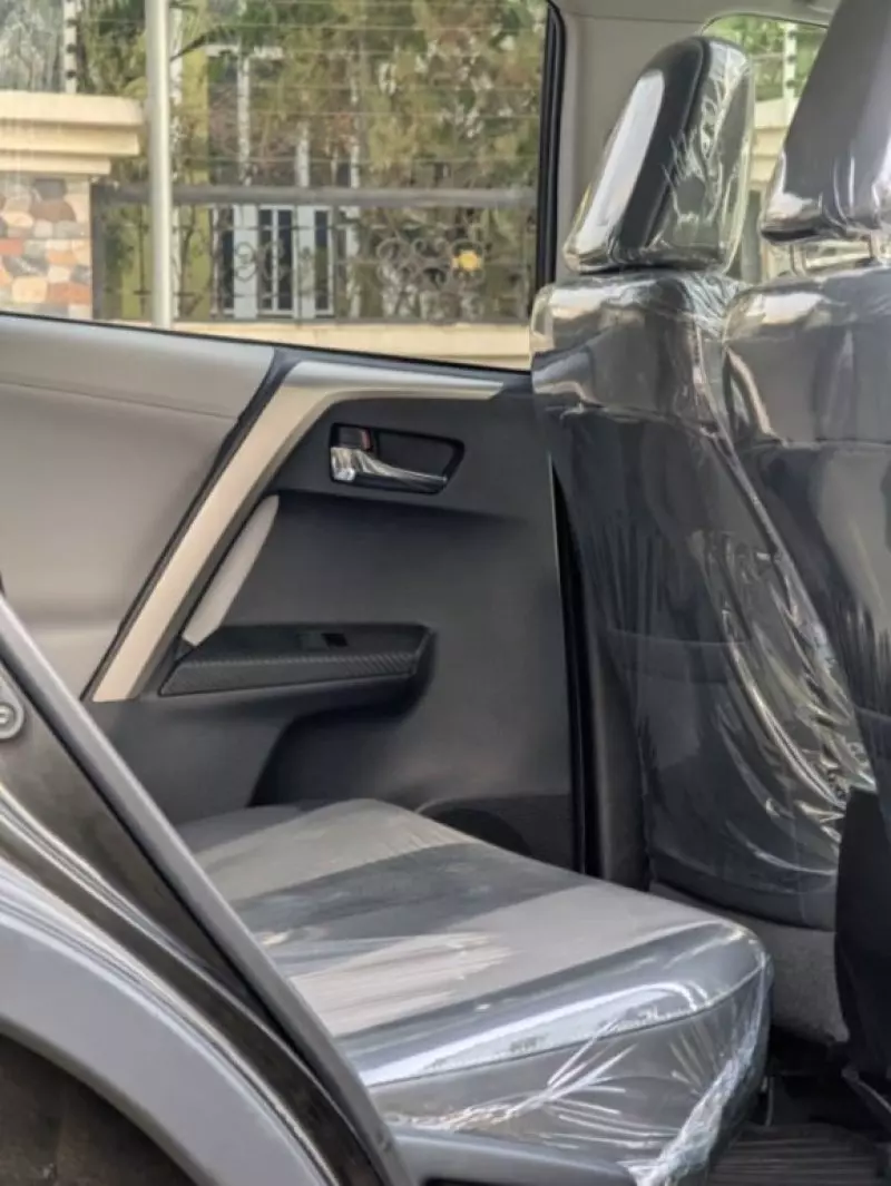 Toyota RAV4   - 2013