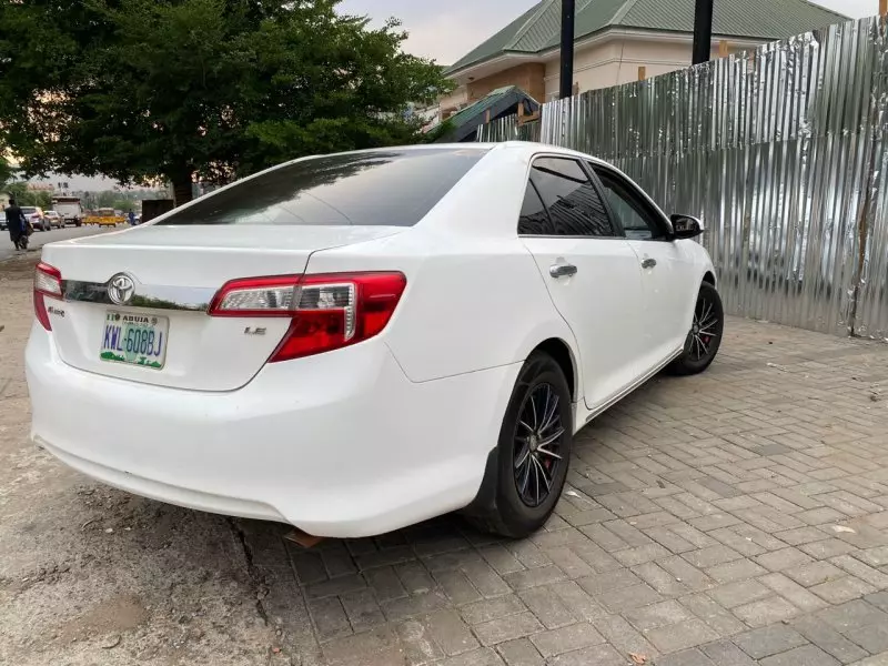 Toyota Camry   - 2012