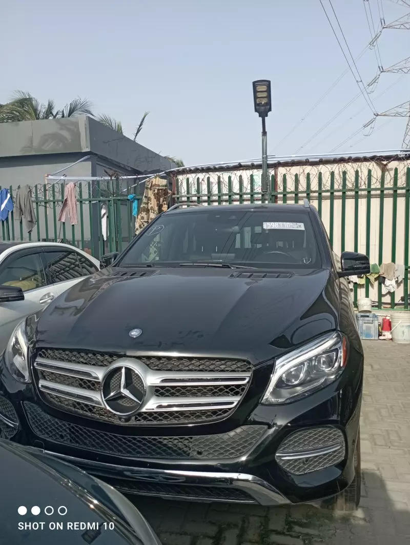 Mercedes-Benz GLE 350   - 2016