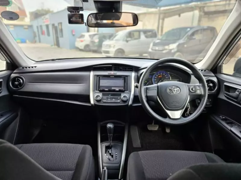 Toyota Fielder    - 2018
