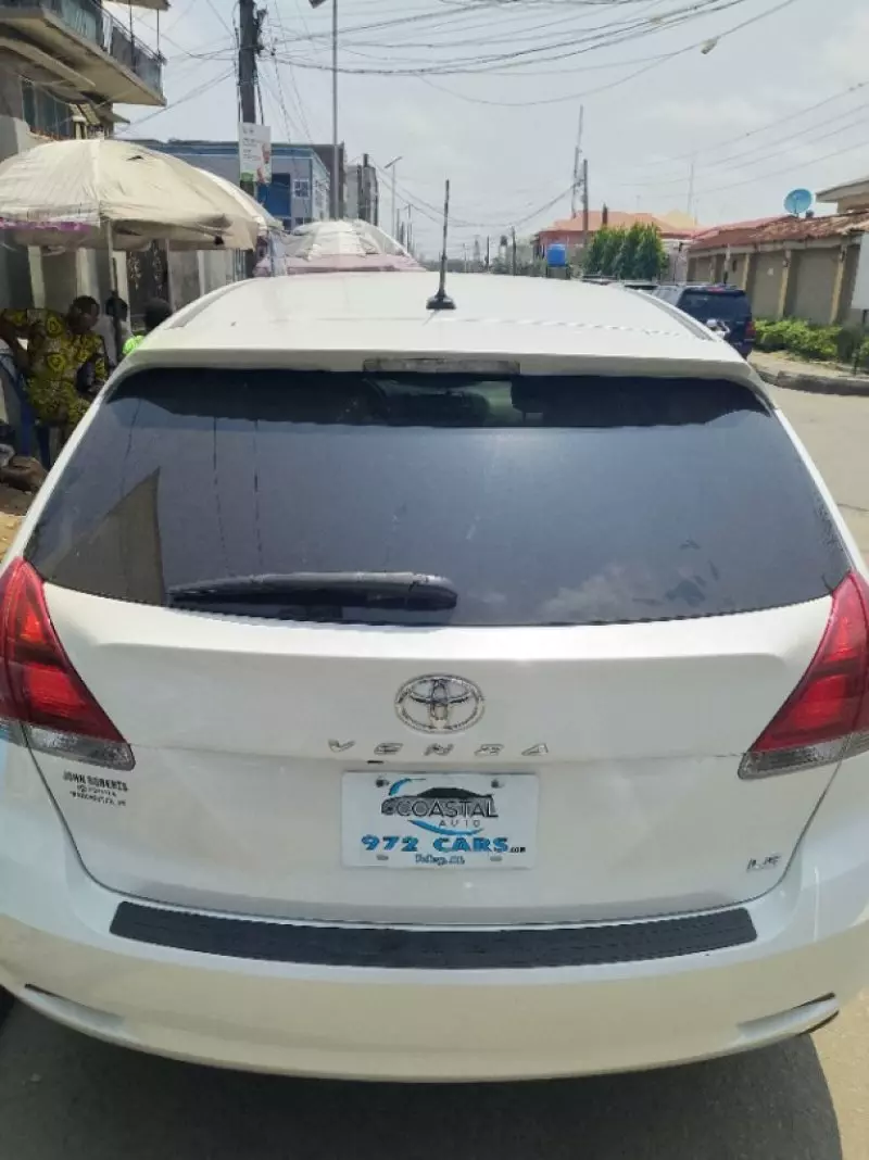 Toyota Venza   - 2013