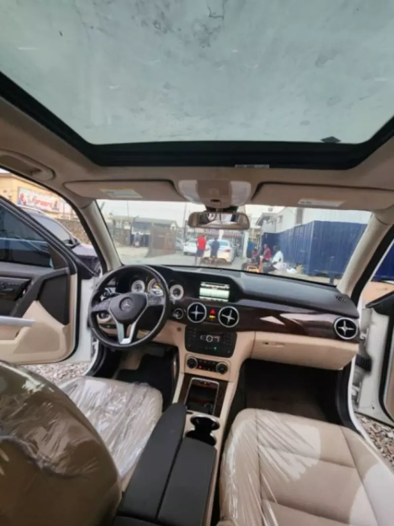 Mercedes-Benz GLK 350   - 2015