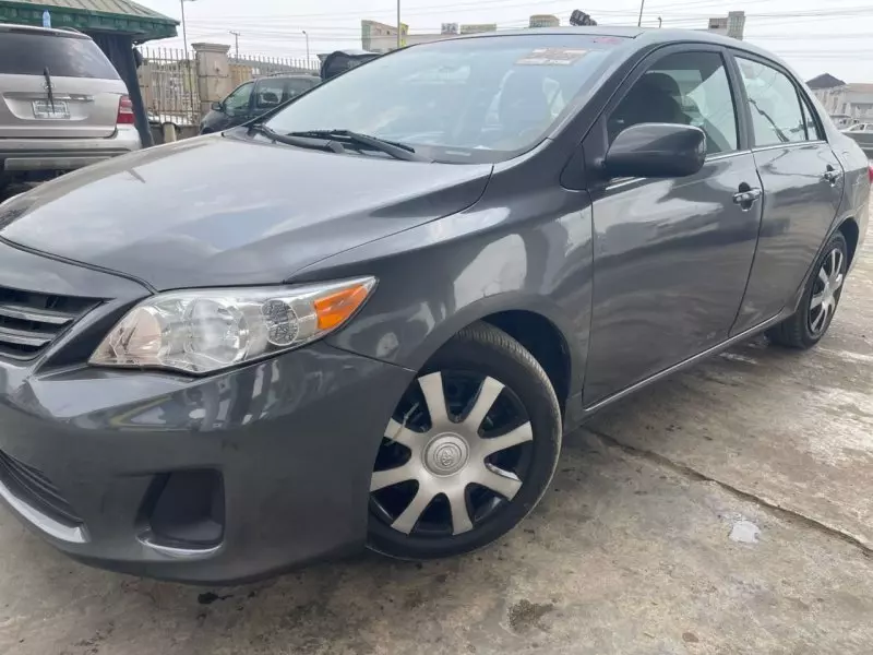 Toyota Corolla   - 2013