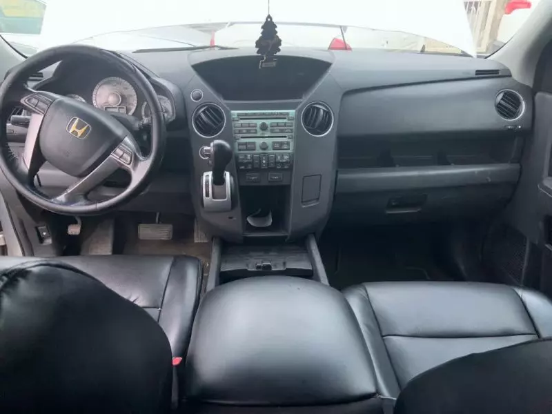 Honda Pilot   - 2011