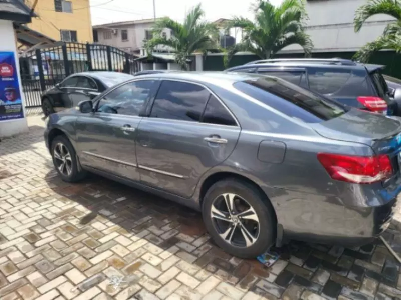 Toyota Camry   - 2007