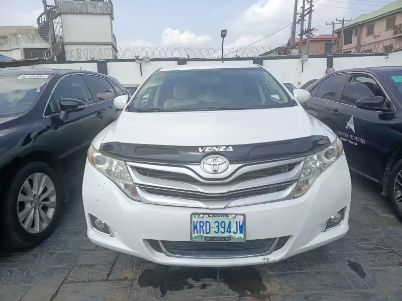 Toyota Venza   - 2010