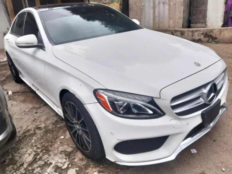 Mercedes-Benz C 400   - 2015