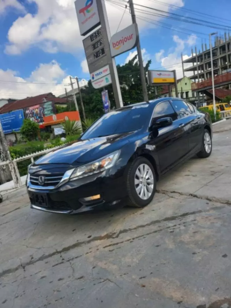 Honda Accord   - 2014