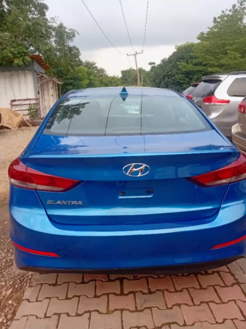 Hyundai Elantra   - 2017