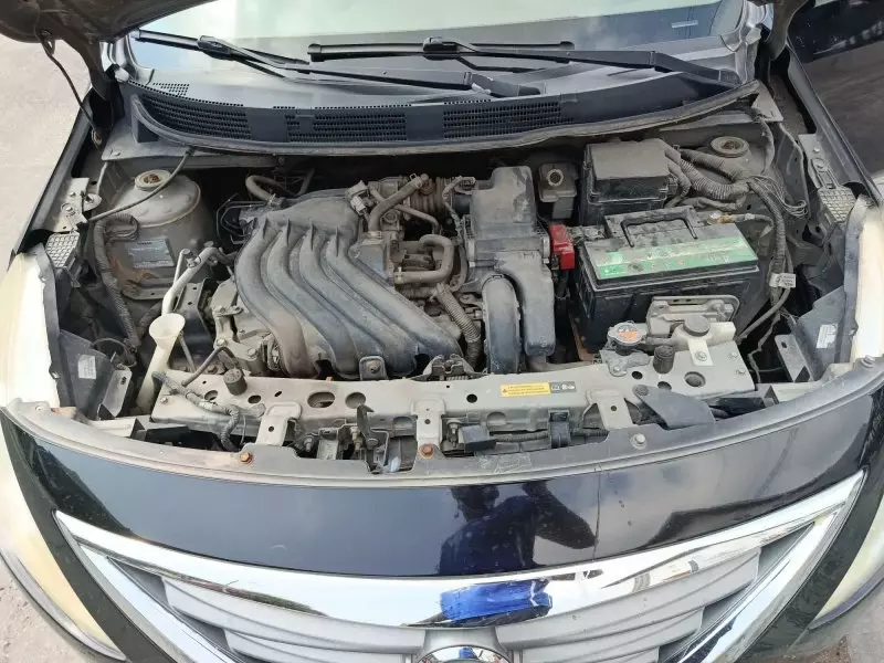 Nissan Almera - 2013