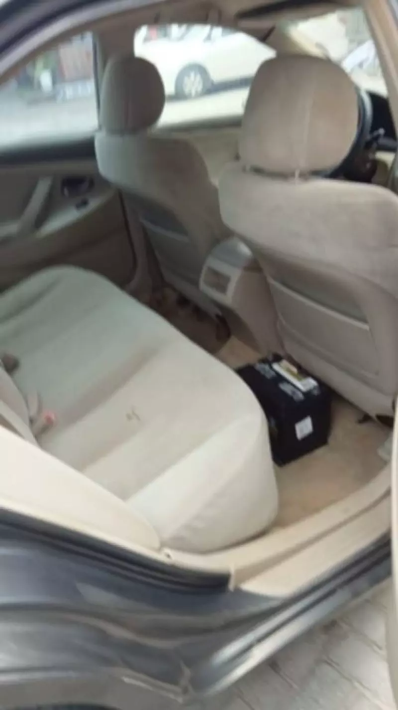 Toyota Camry   - 2009