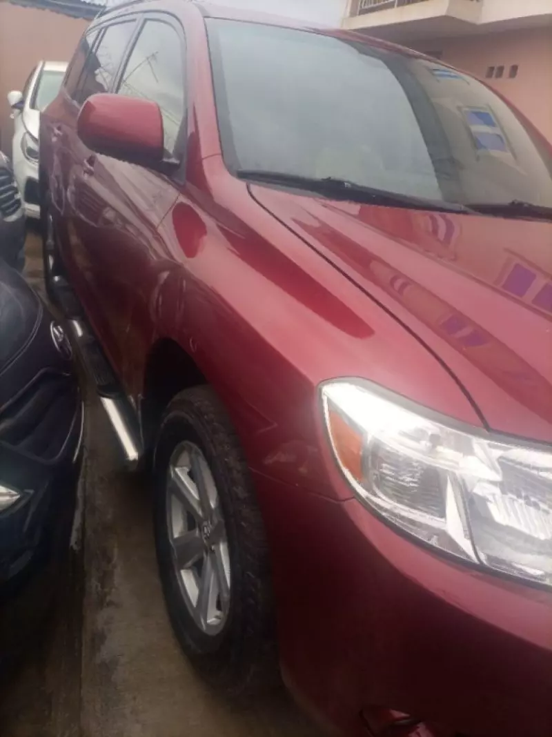Toyota Highlander   - 2008