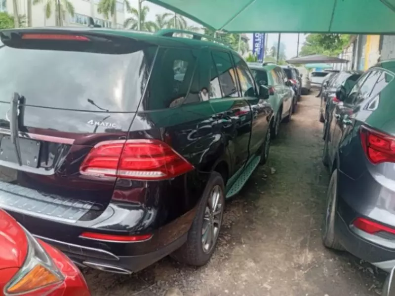Mercedes-Benz GLE 350   - 2016