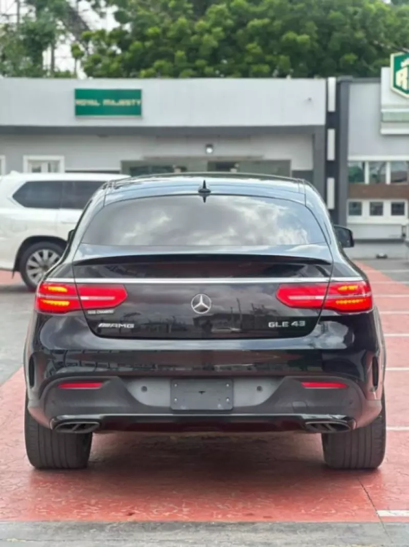 Mercedes-Benz GLE 43 AMG   - 2017