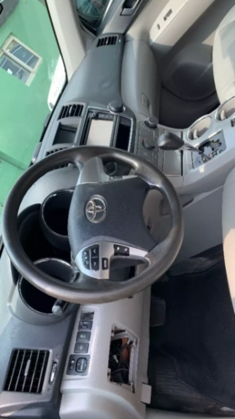 Toyota Highlander - 2013