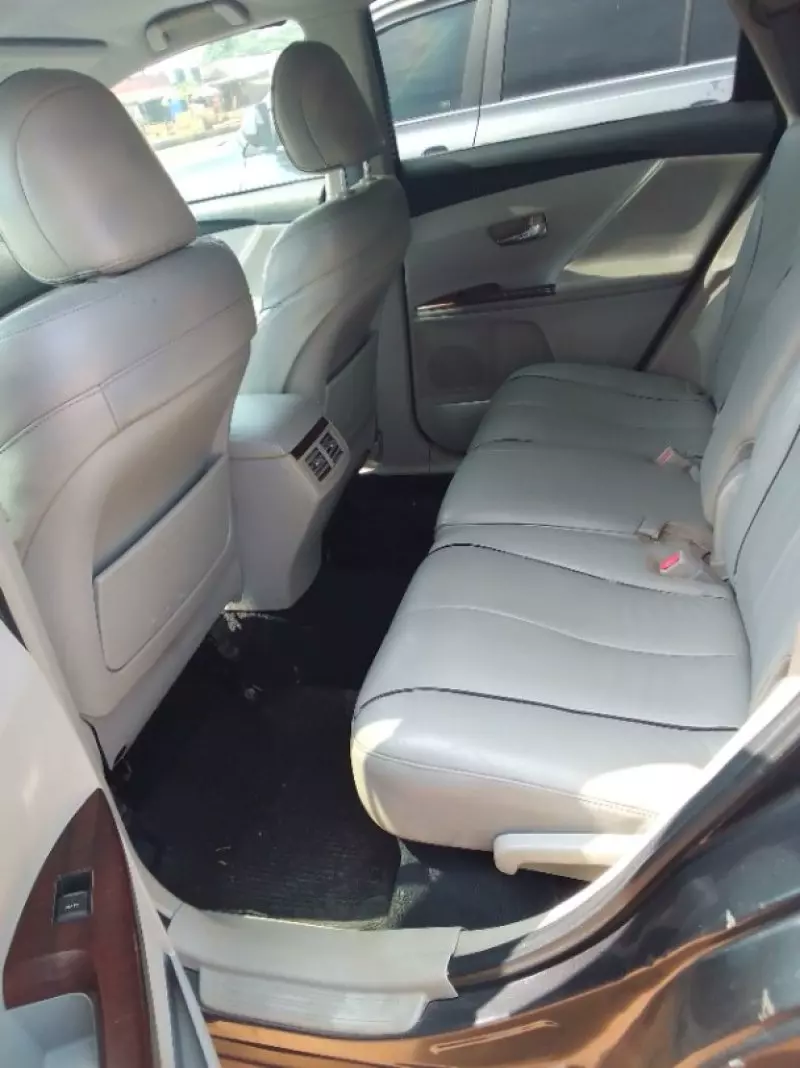 Toyota Venza   - 2010