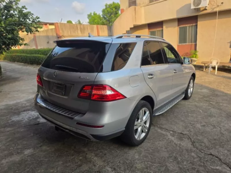 Mercedes-Benz ML 350