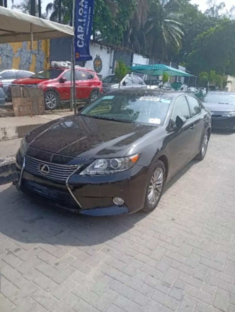 Lexus ES 350   - 2013