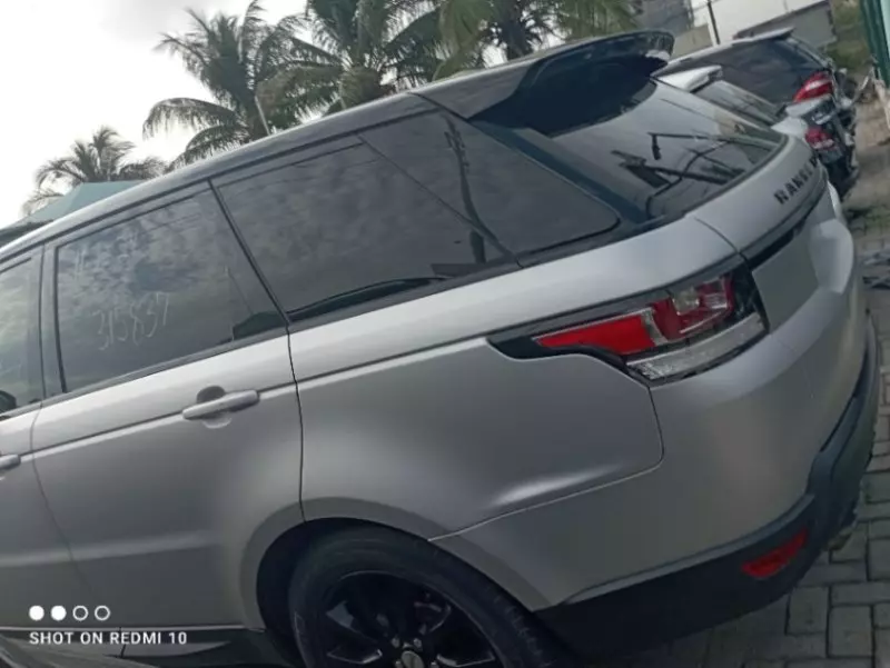 RANGE ROVER Autobiography   - 2015
