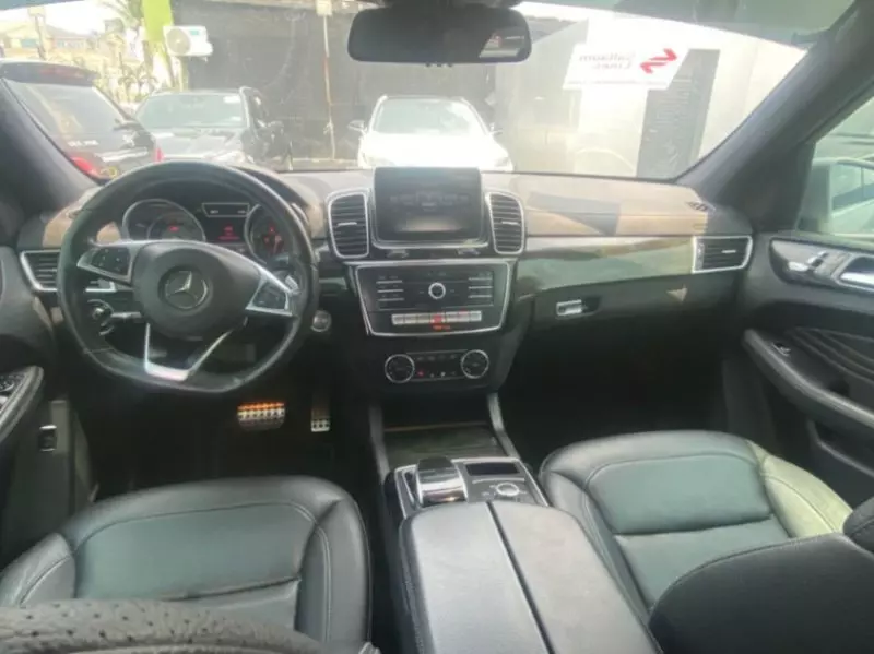 Mercedes-Benz GLE 350   - 2016