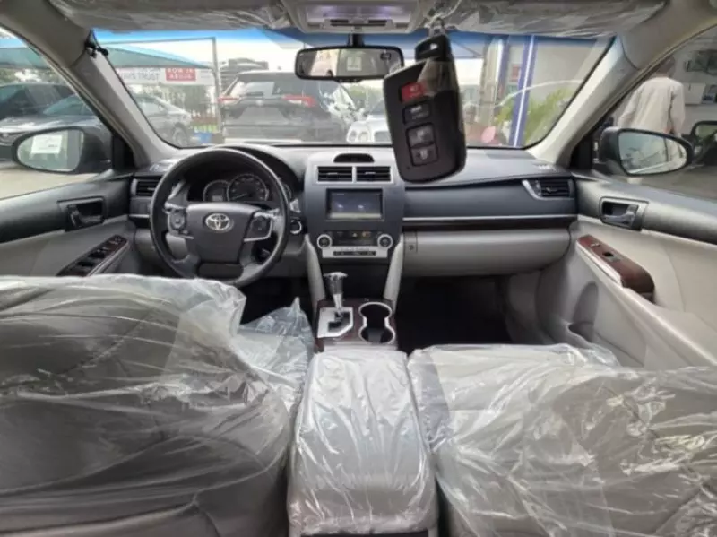 Toyota Camry   - 2012