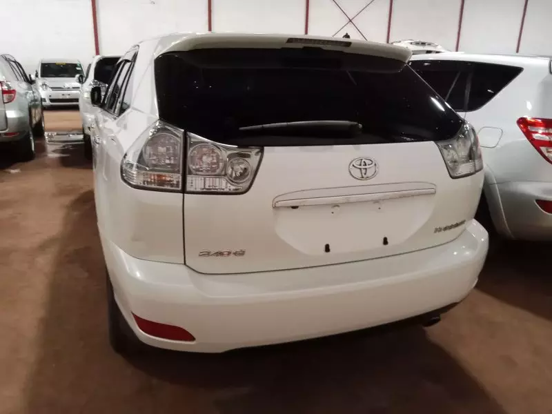 Toyota Harrier   - 2009