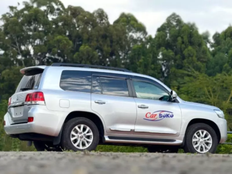 Toyota Land Cruiser   - 2018