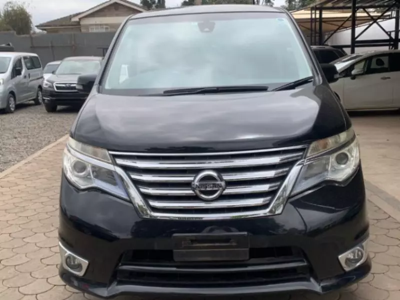 Nissan Serena   - 2016