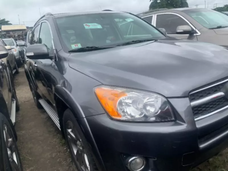 Toyota RAV 4   - 2009