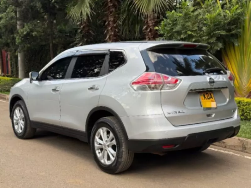 Nissan X-Trail   - 2014