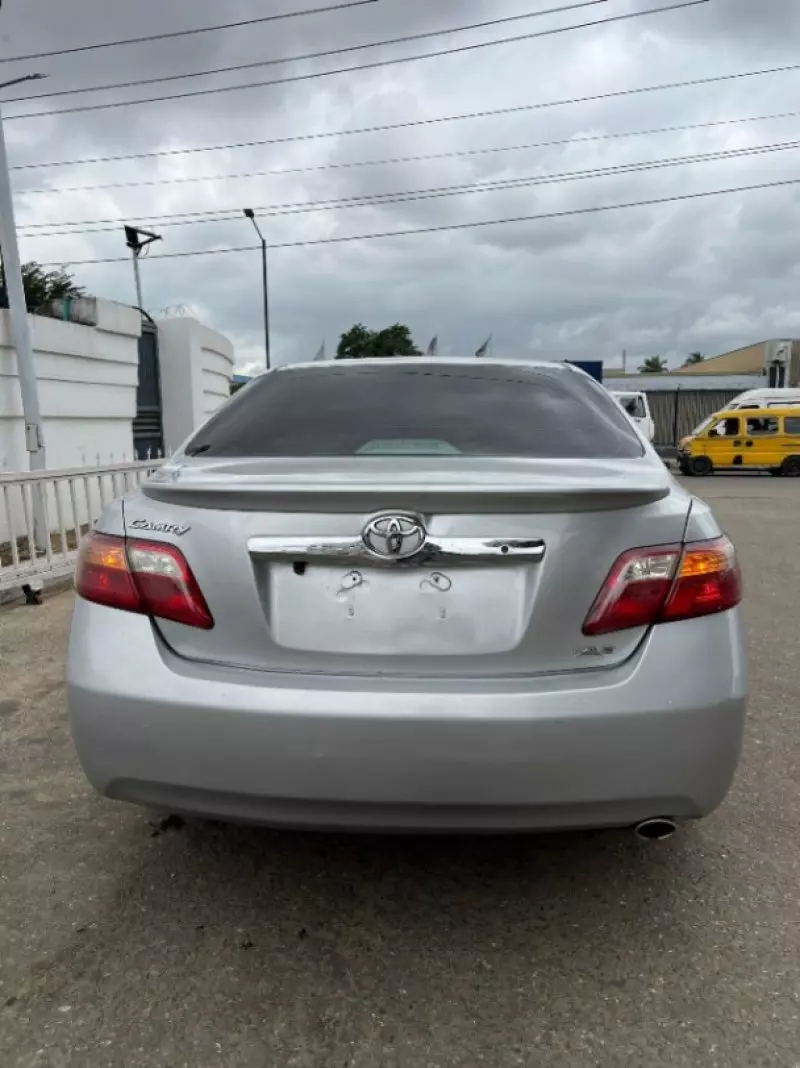 Toyota camry   - 2007