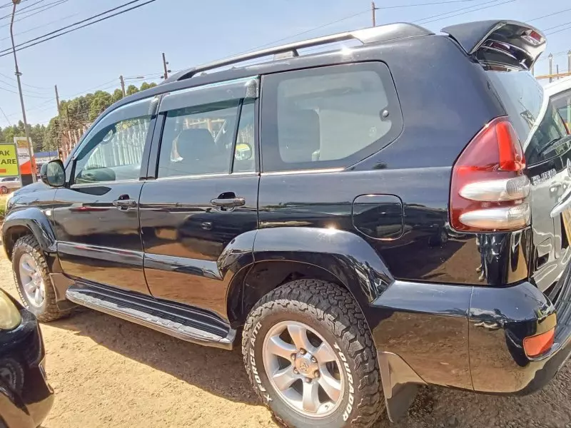 Toyota Landcruiser Prado