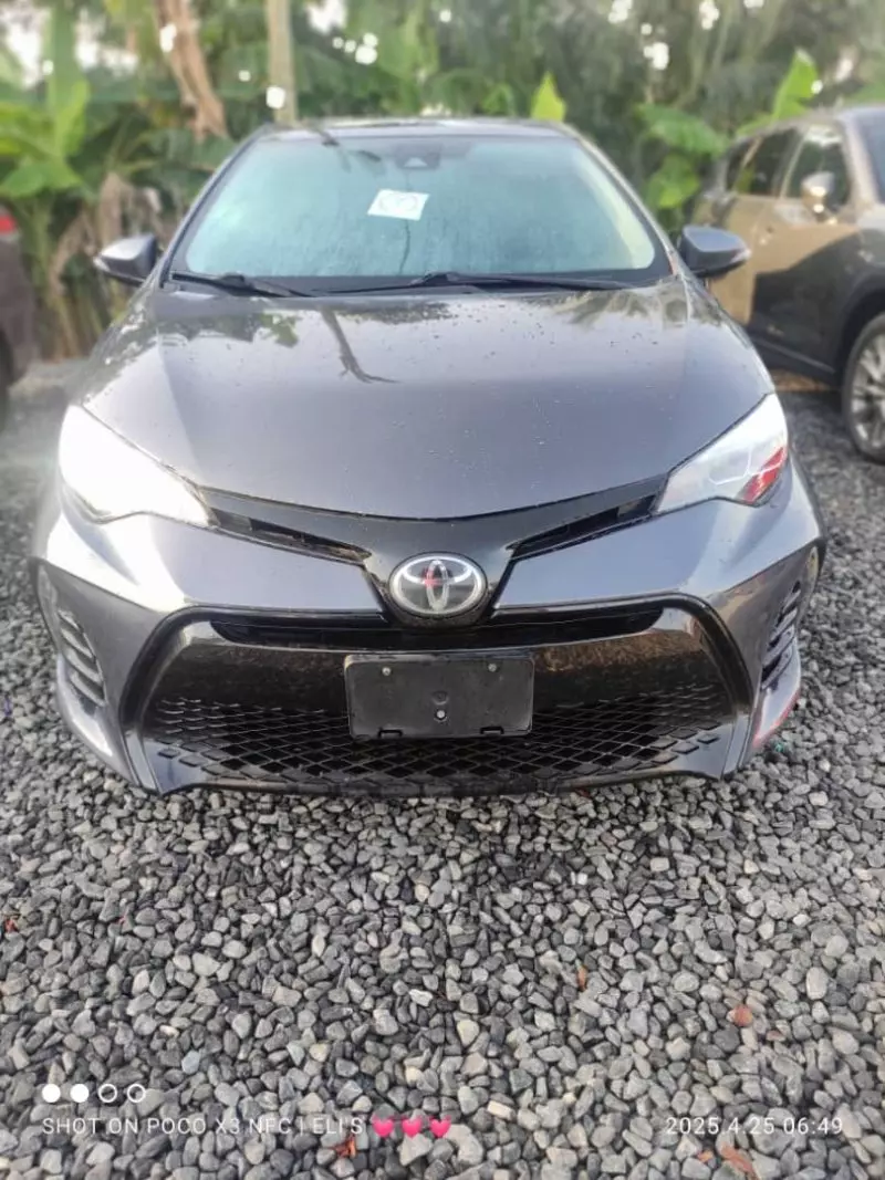 Toyota Corolla   - 2019