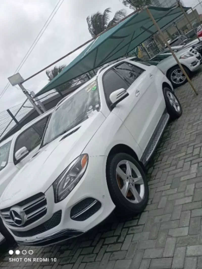 Mercedes-Benz GLE 350   - 2016