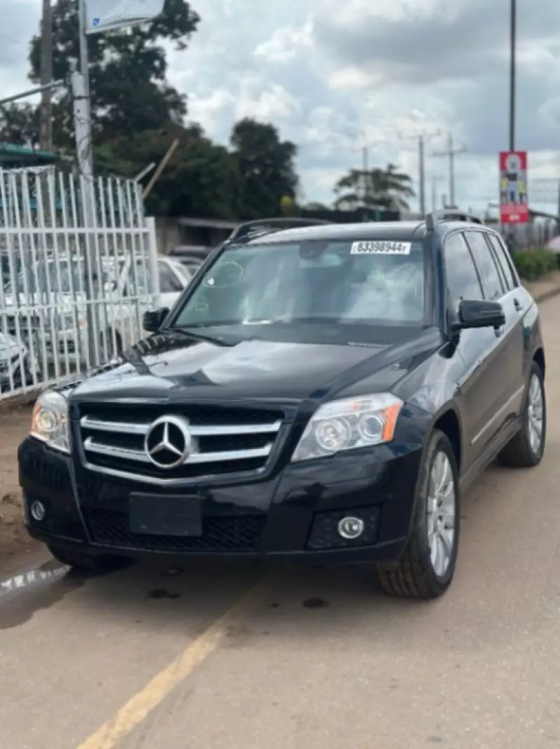 Mercedes-Benz GLK 350   - 2012