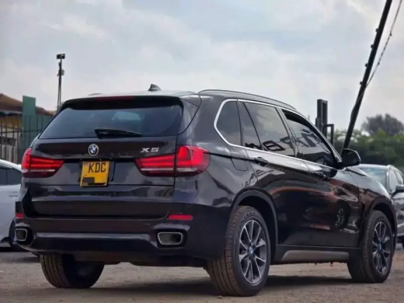 BMW X5   - 2013