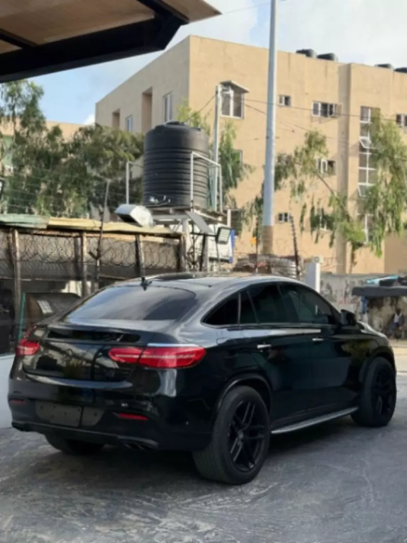 Mercedes-Benz GLE 43 AMG   - 2016