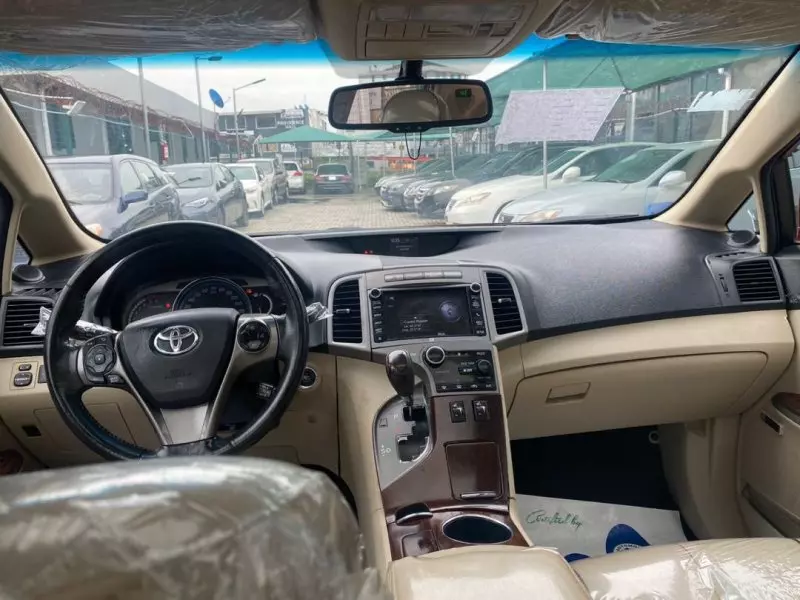 Toyota Venza   - 2013