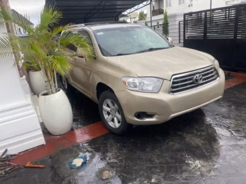 Toyota Highlander   - 2008