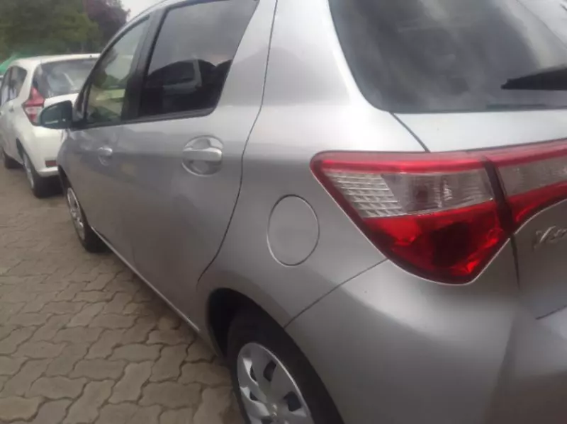 Toyota Vitz   - 2016