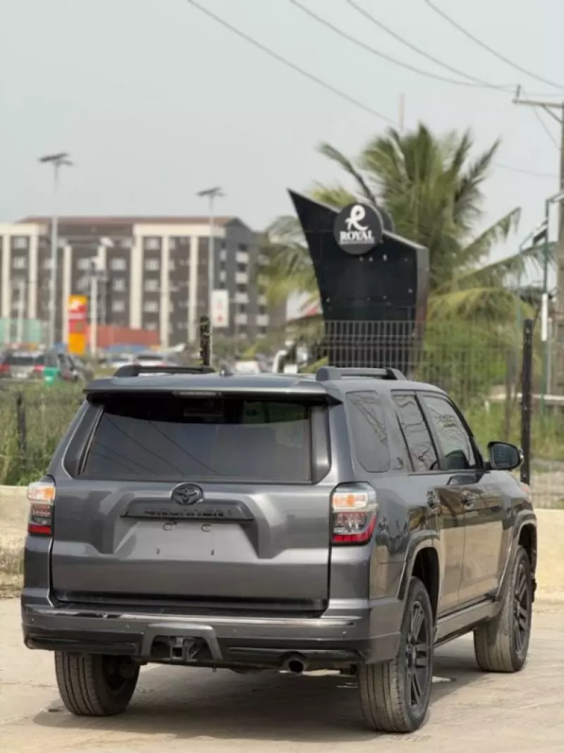 Toyota 4Runner - 2020