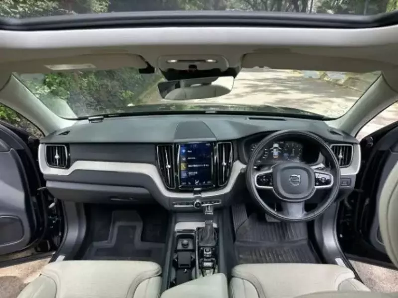 Volvo XC60   - 2018