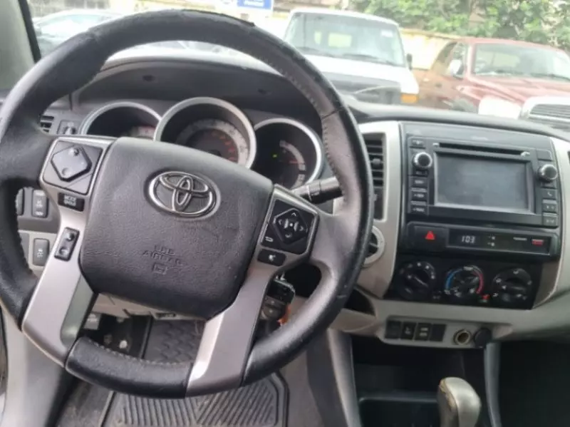 Toyota Tacoma