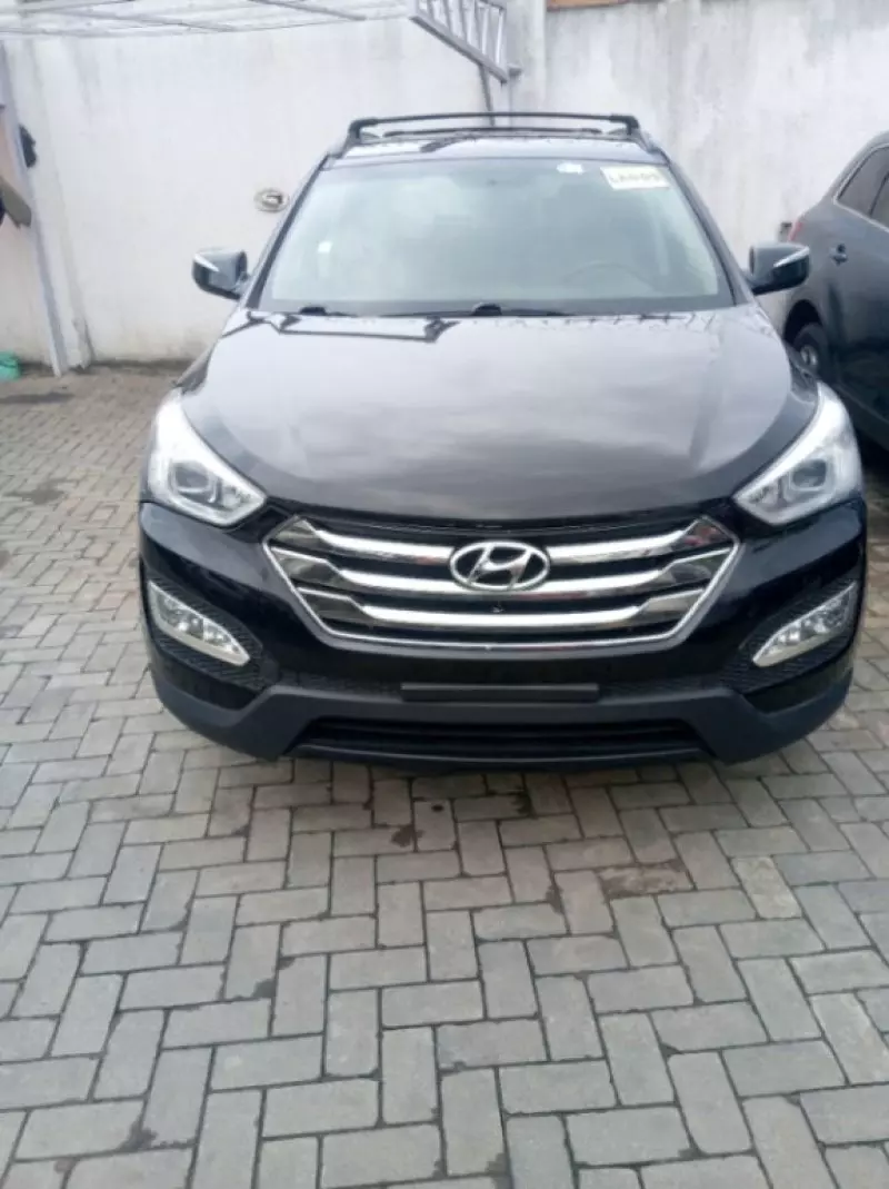 Hyundai Santa Fe - 2014