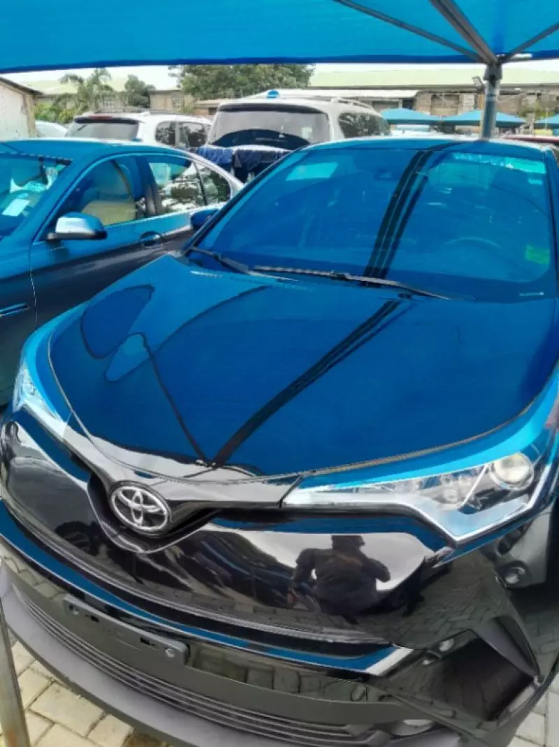 Toyota C-HR   - 2018