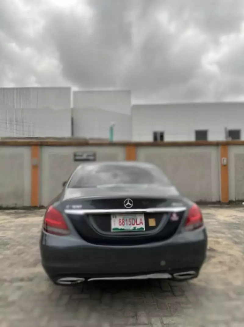 Mercedes-Benz C 300   - 2015