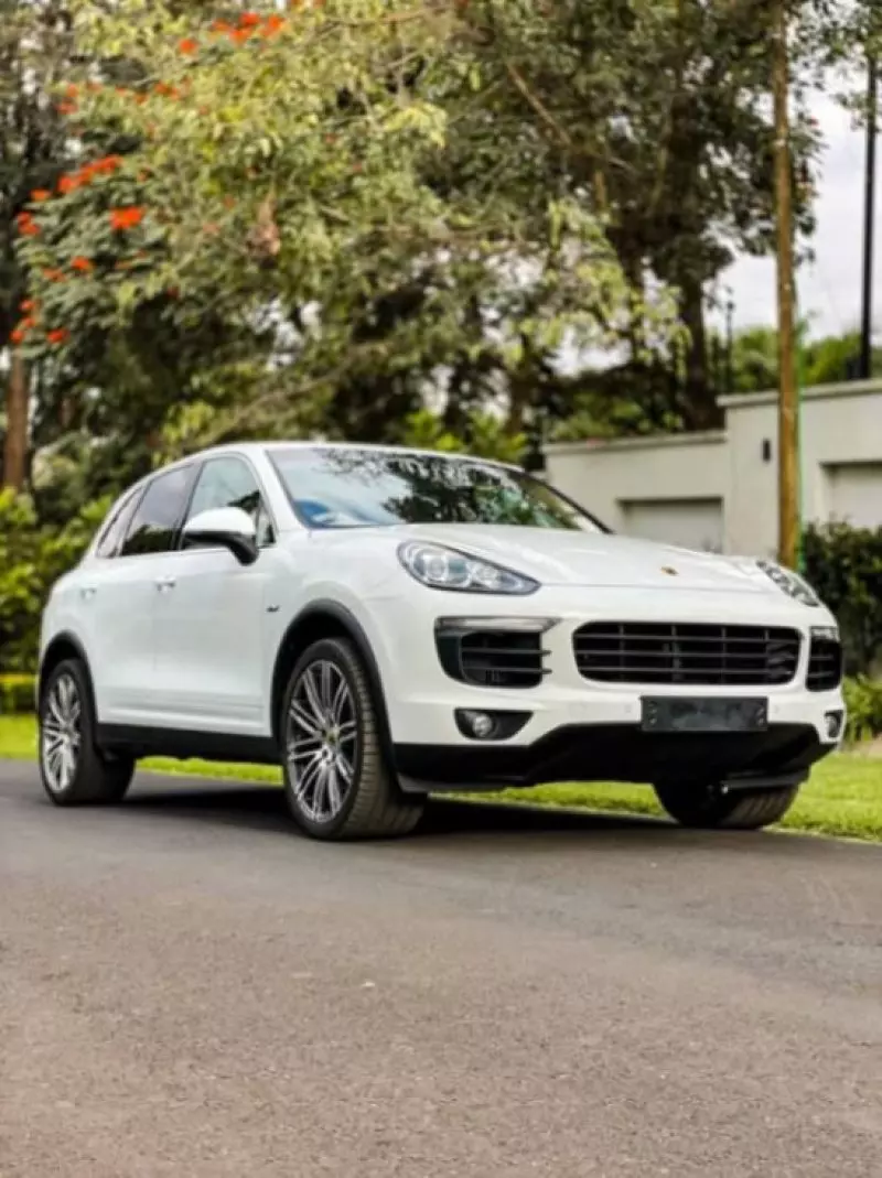 PORSCHE Cayenne   - 2016