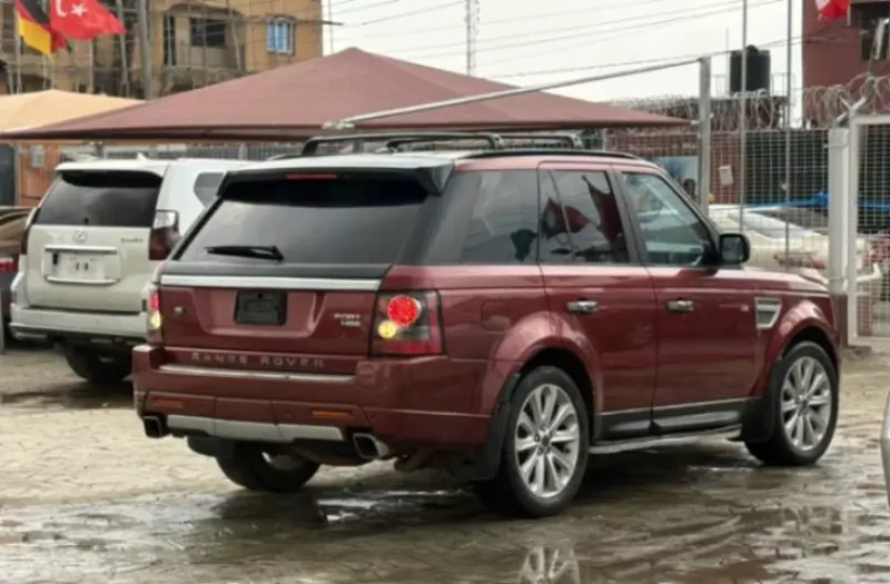Land Rover Range Rover Sport   - 2009
