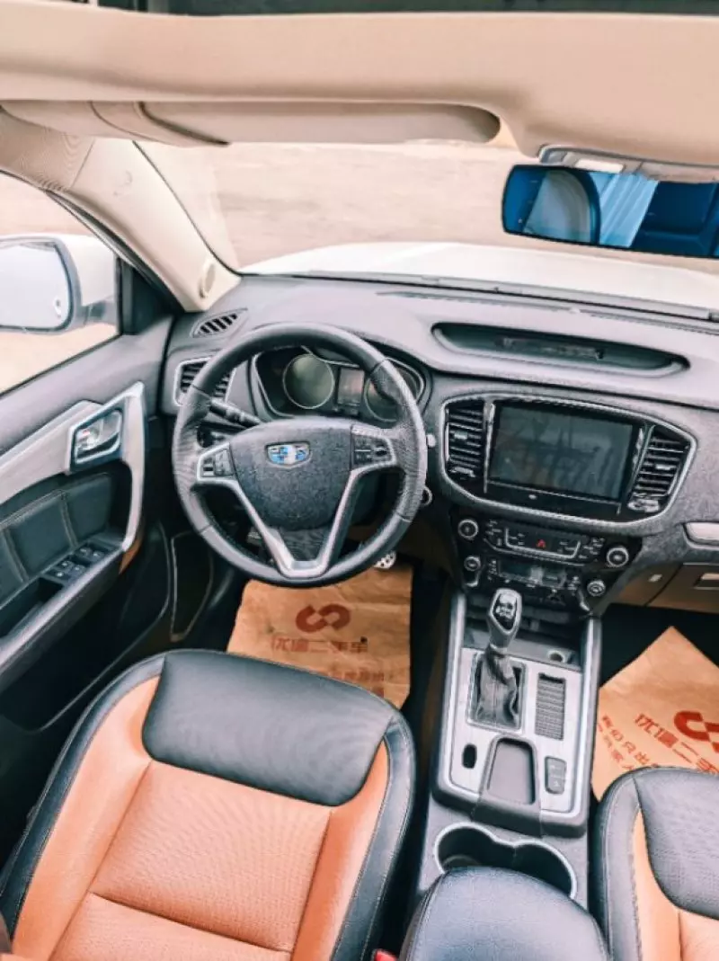 GEELY  EMGRAND 7    - 2016