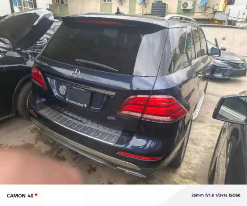 Mercedes-Benz GLE 350   - 2016